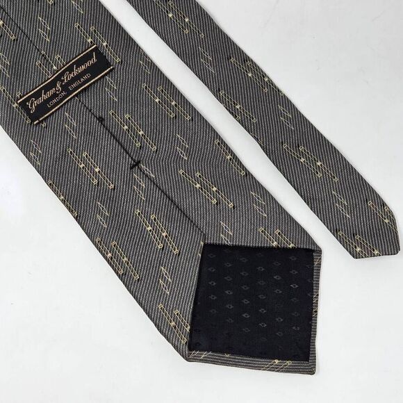 GRAHAM & LOCKWOOD LONDON ENGLAND SILK TIE TAN BLACK GEOMETRIC SATIN 4" X 59" - Picture 2 of 4